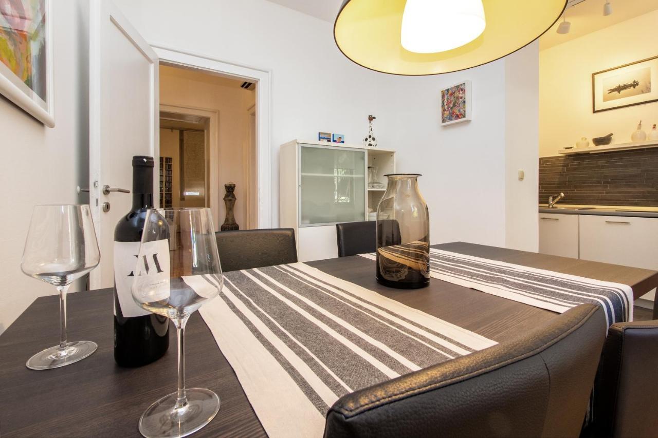 Minimalist Hidden Gem Spacious Flat In Center Apartman *