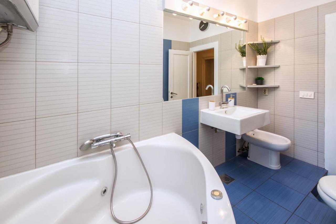Minimalist Hidden Gem Spacious Flat In Center * Split