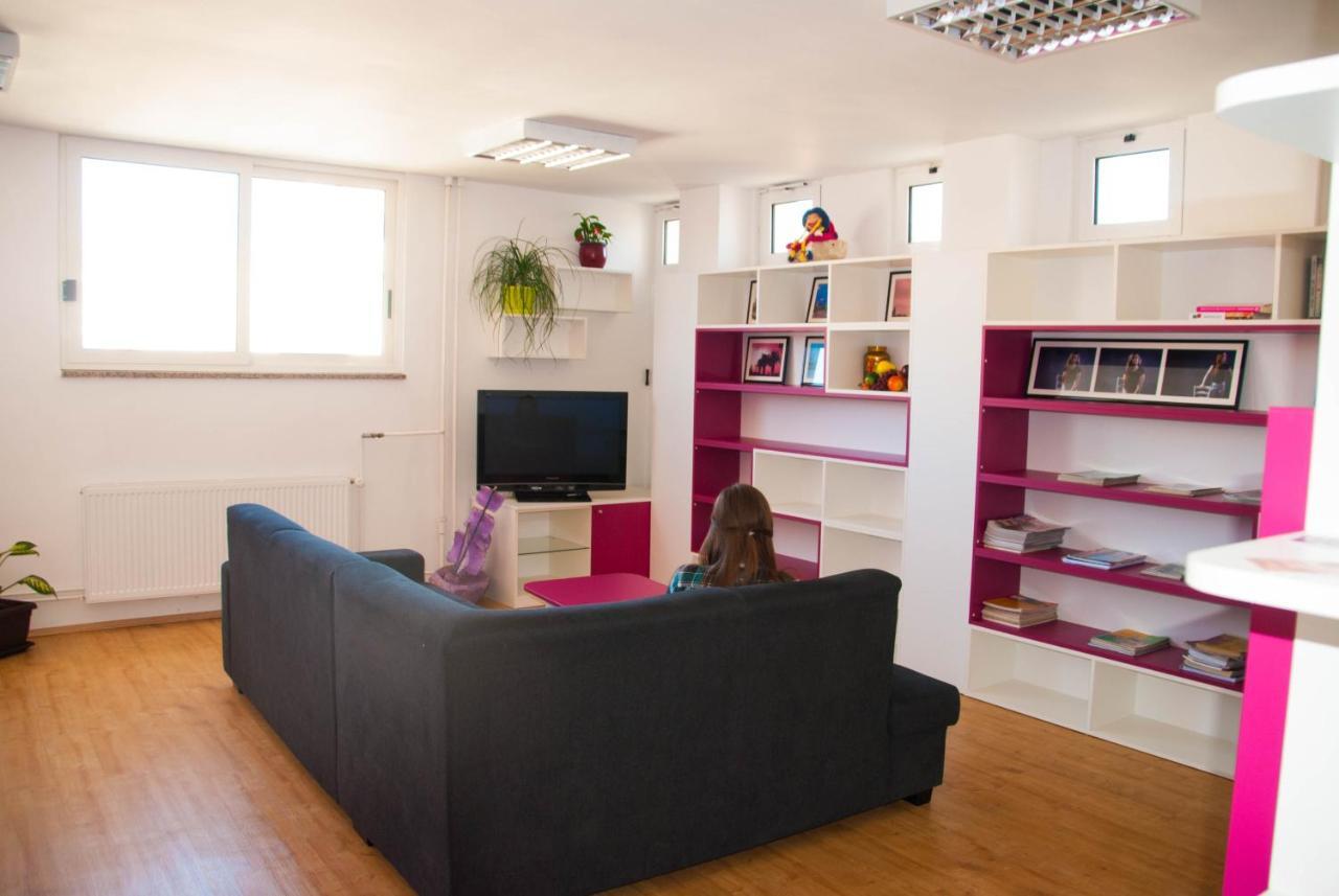 Summer Budget Hostel Split