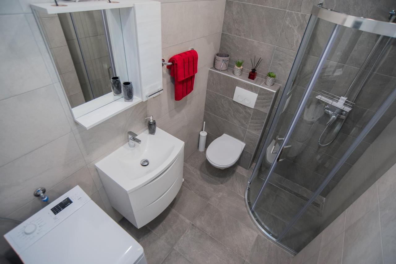 Apartment Marija 2 *
