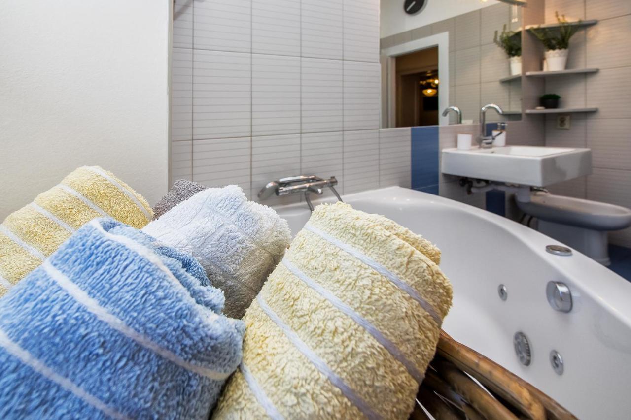 Apartman Minimalist Hidden Gem Spacious Flat In Center
