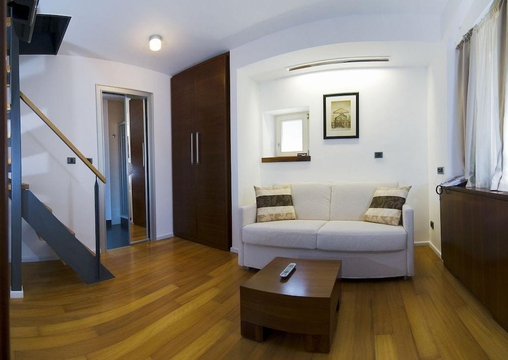 Hotel Vestibul Palace & - Small Luxury Of The World