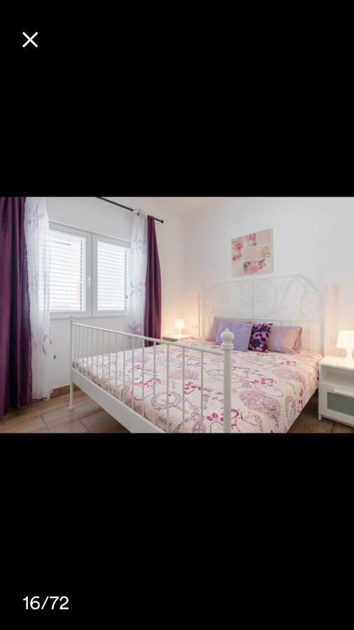 Studio Apartmant Leona With Parking Place Apartment Split