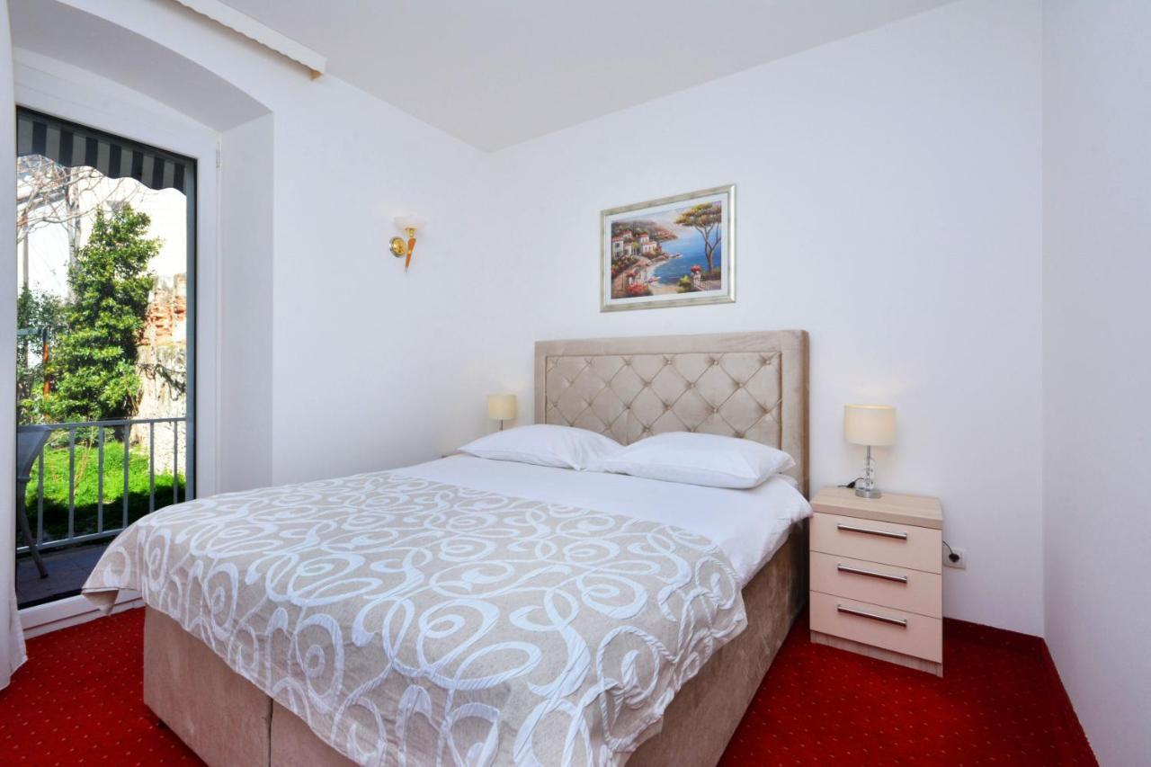 Adriana Hotel