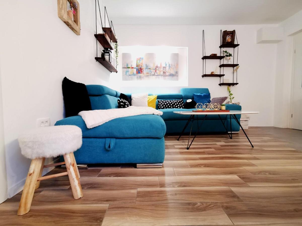 Colors Apartment *