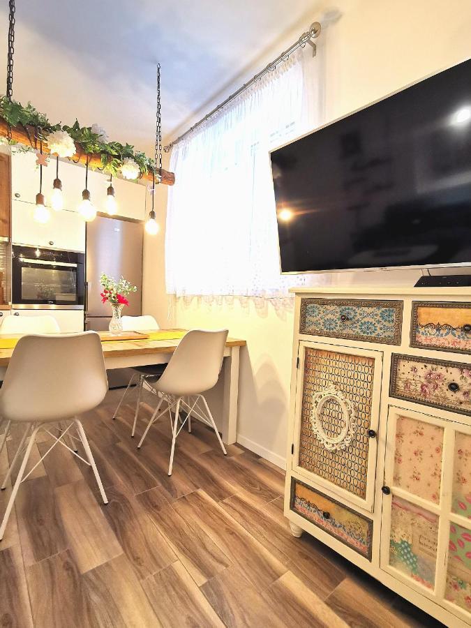 Colors Apartment *