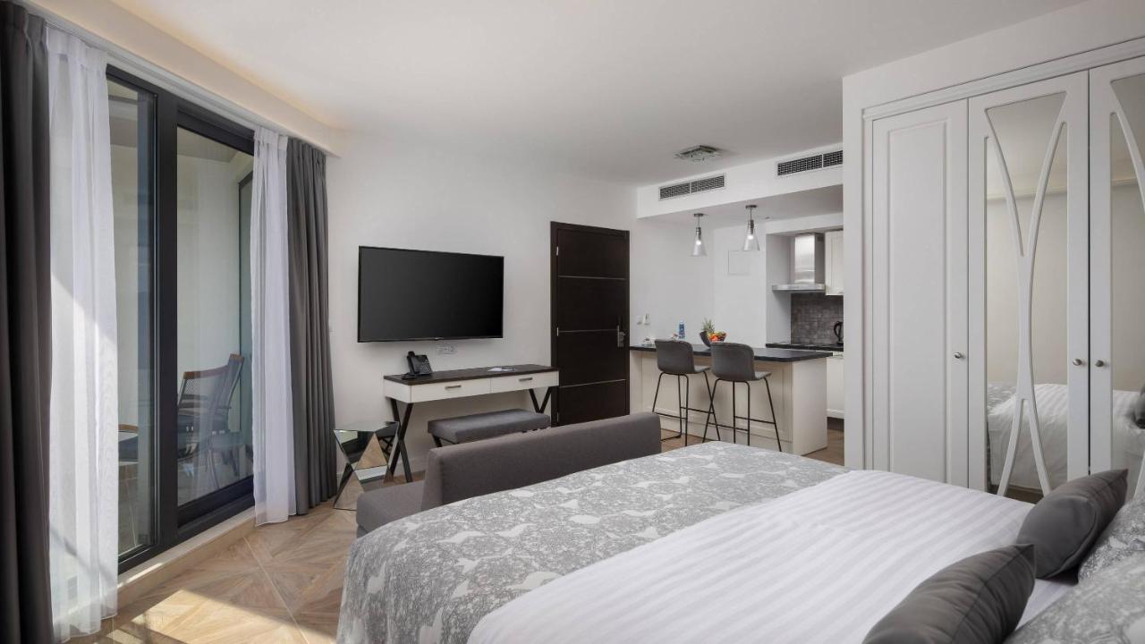 Hotel Ellure Luxury