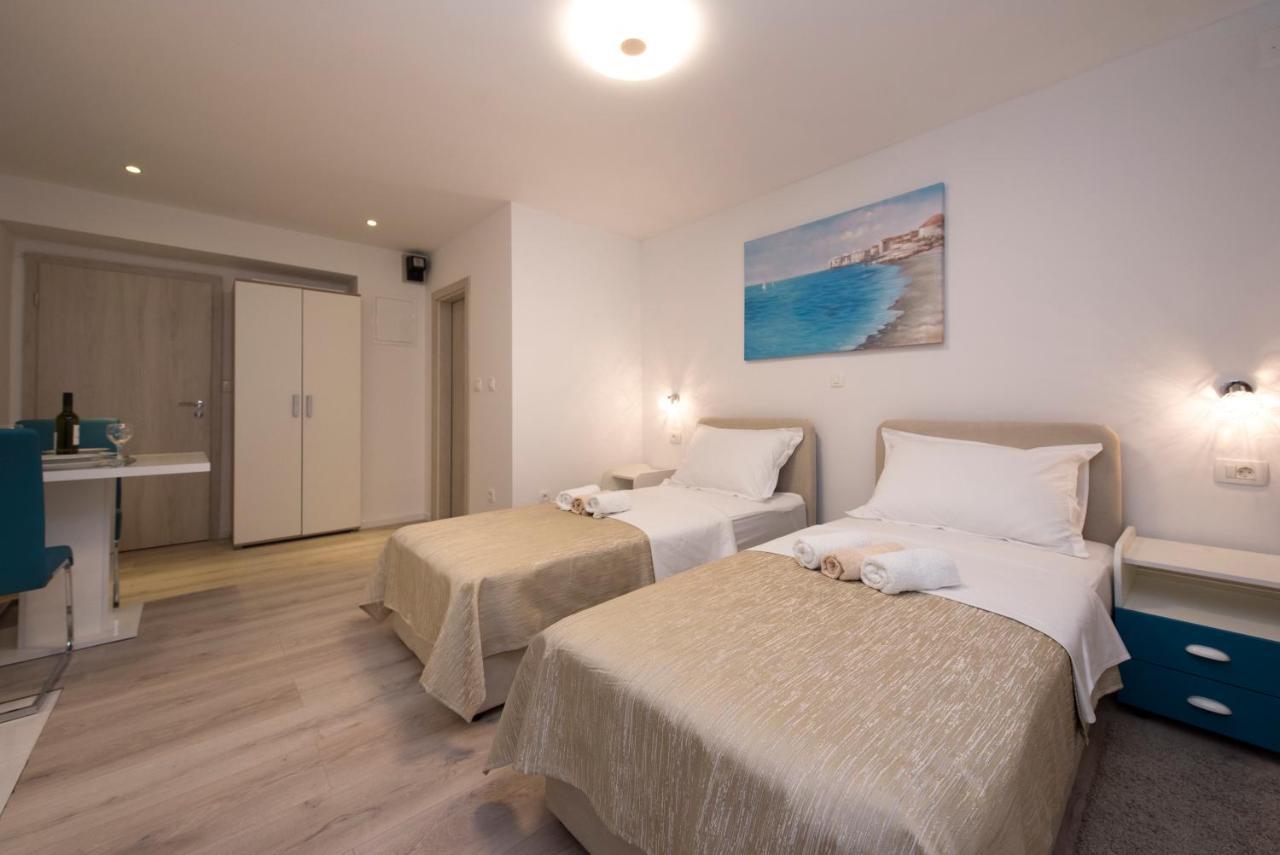 Maraton Apartman *