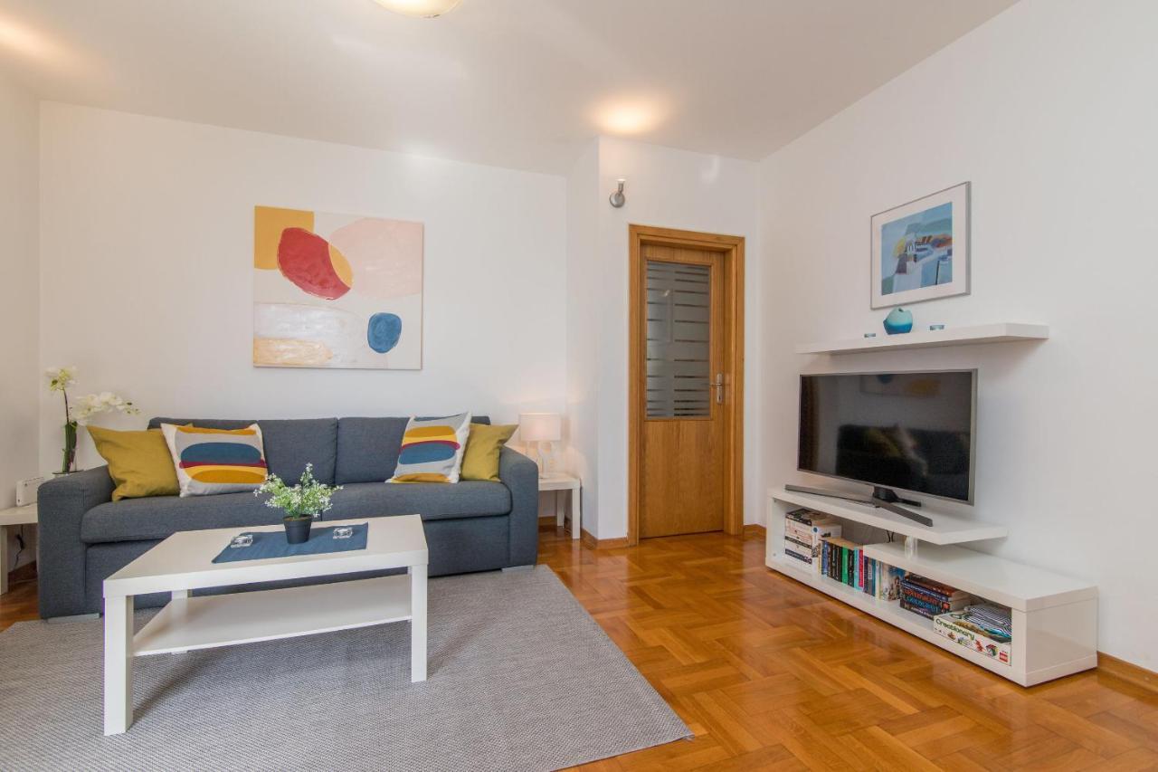 Apartment Apartment Mirela Split
