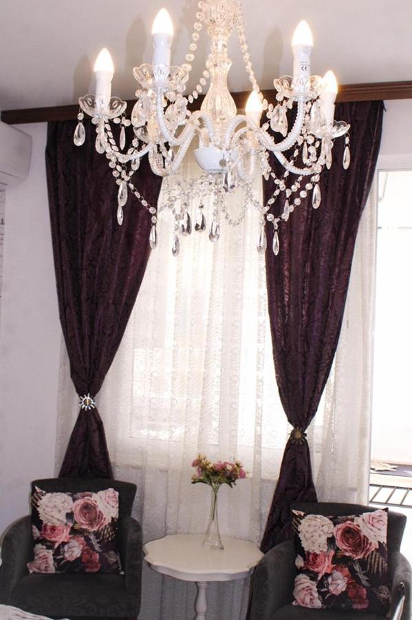 Bella Elia Apartment Split