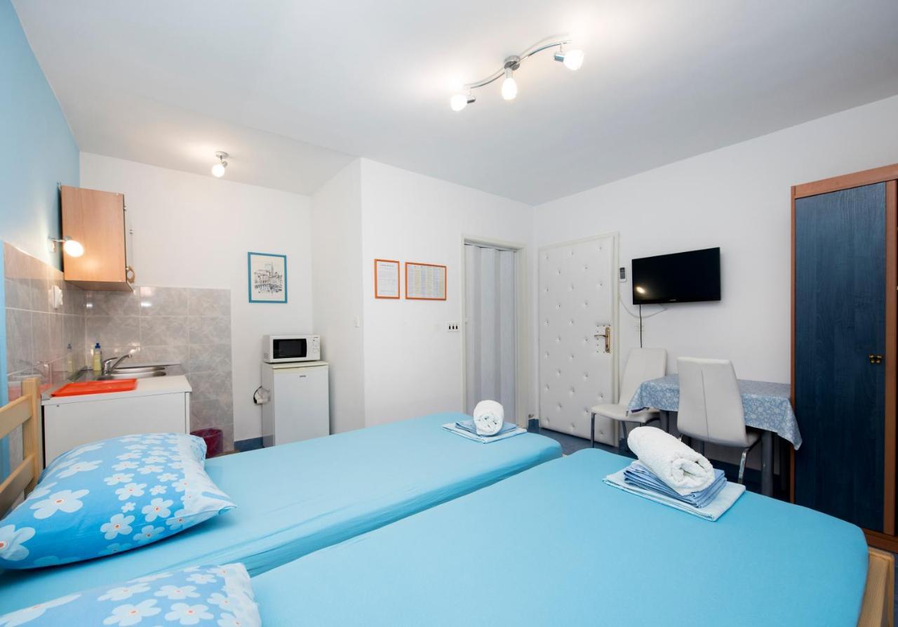 Guest house Studios Lavender 3*