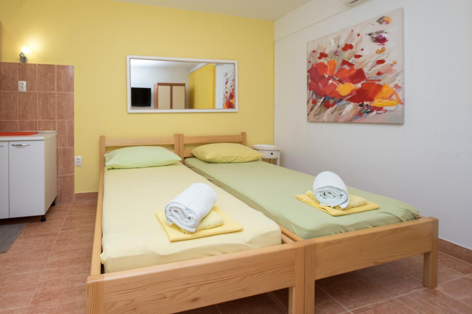 Guest house Studios Lavender 3*