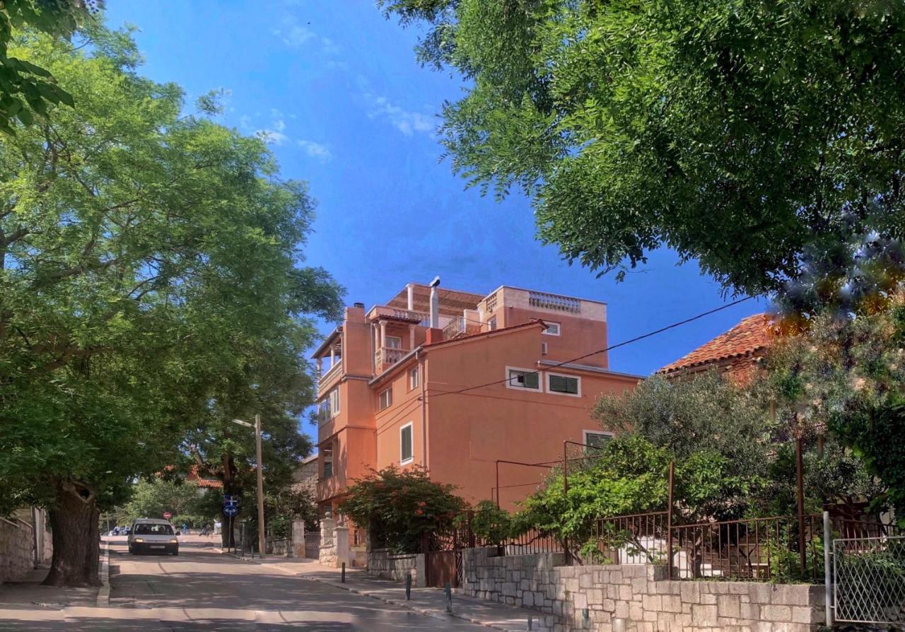 Marjan - 3 Bdr, 3 Bath, Parking * Split