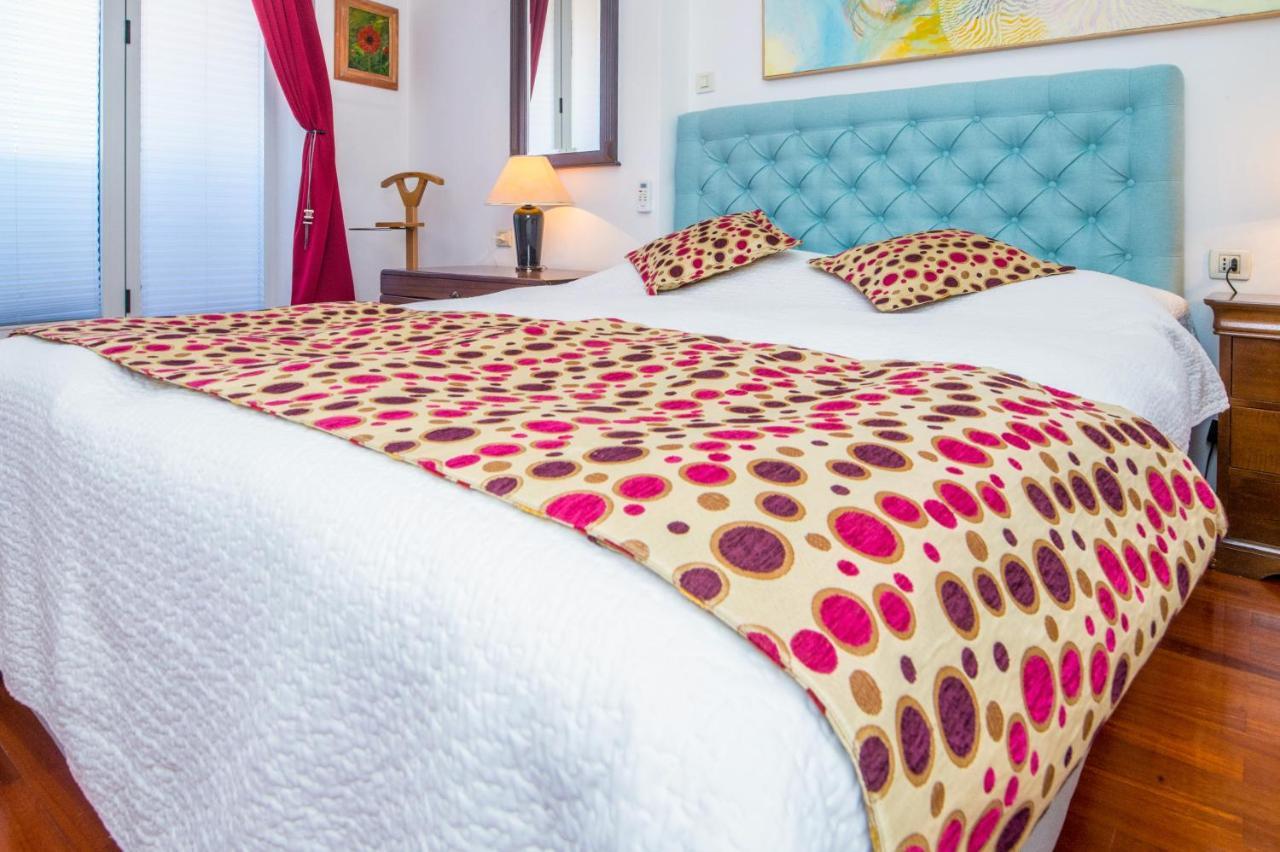 Luxury Serviced In Centre Appartement Split