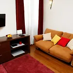 Old Town Borgo Luxury Apartment