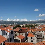 Old Town Borgo Luxury Apartment