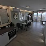 Apartment Ida - Royal View