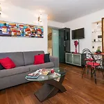 Central Luxury Apartment Xenia