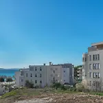 Apartments And Room Excelsior