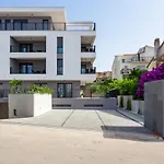 Villa Mare\'S 1