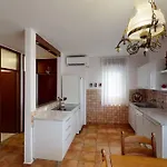 Writer\'S Apartment In An Unique Split District