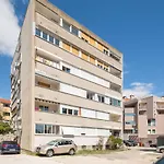 New & Modern Apartment Aa