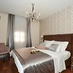 Rooms Valery