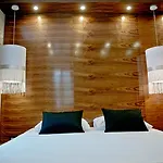 Jupiter Luxury Hotel