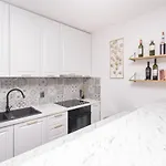 Apartman Frans