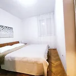 Idea\'S With Free Parking And Sea View