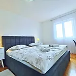 Apartments Doris