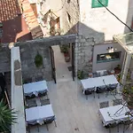Camenno Apartments-The Heart Of Diocletian\'S Palace-Open All Winter!