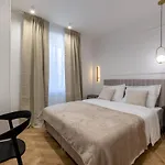 Palace Luxury Rooms