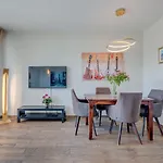 Lori Apartment