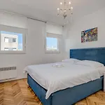 Lori Apartment