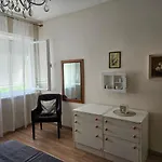 Quiet 2Br Apt
