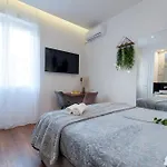 Antares Luxury Rooms
