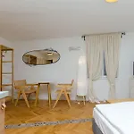 Apartments Urban