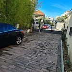 Quiet Apartment In A Private House - Close To Center, Parking, Pet Friendly