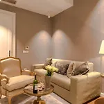 Procurator 7 Luxury Rooms