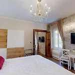 Chrysanta Apartments