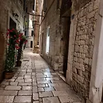 Malena Palace Experience