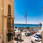 Riva City Rooms