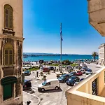 Riva City Rooms