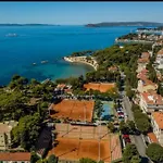 La2 Luxury Apartment Near Bacvice Beach