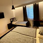 Split Right Place****Cozy And Completely New