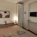 Assi Room