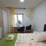 Apartment Zsa Zsa Zenta 1