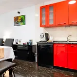 Apartment Suite Theater