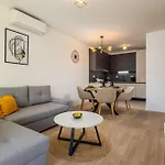 Apartment Vedran Split